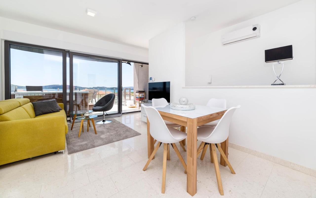 Villa Aliara Jacuzzi Apartment Vodice Exterior photo