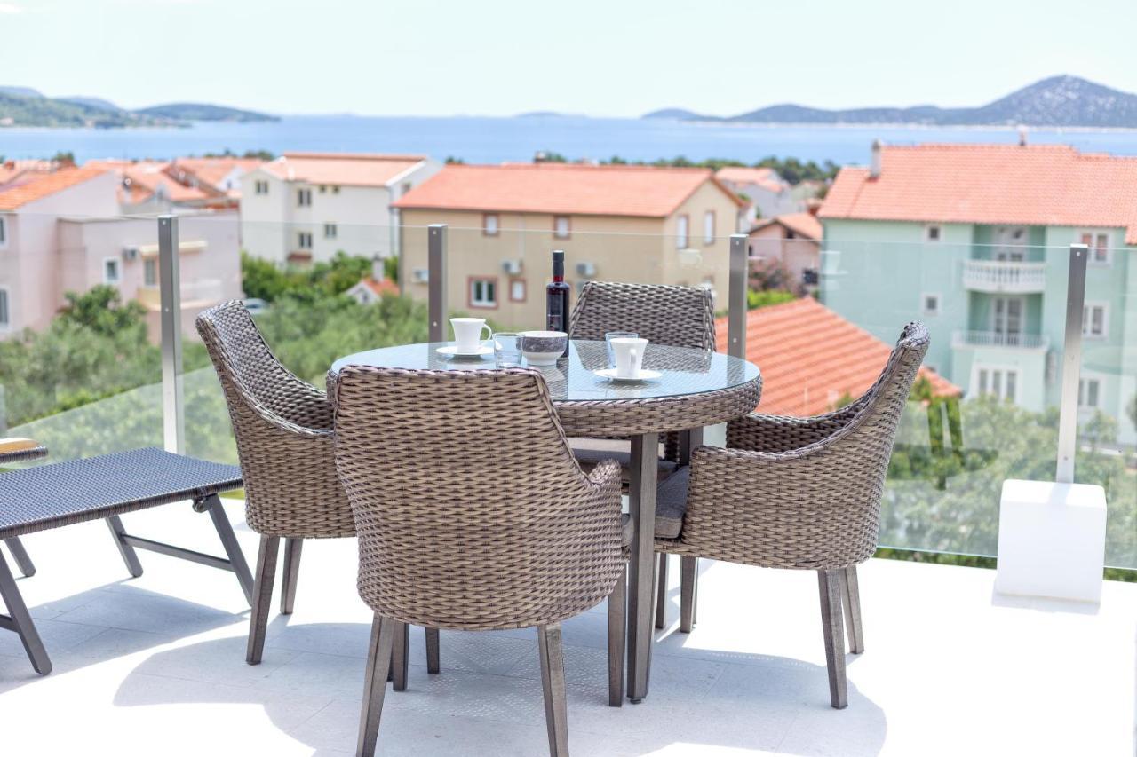 Villa Aliara Jacuzzi Apartment Vodice Exterior photo